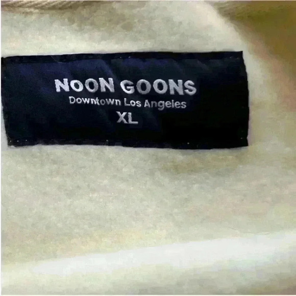 Noon Goons Men's Striped Crewneck
Sweatshirt Size XL New With Tags! - Picture 10 of 12